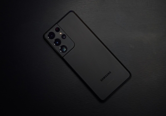 Best Accessories For Samsung Galaxy Note 20 Ultra 5G from ESR